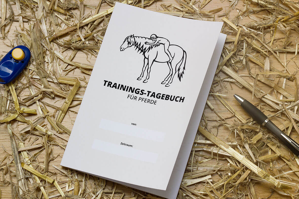 Trainingsbuch für Pferde: Positives Training mit deinem Pferd festhalten und verbessern